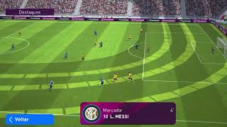 Messi faz golaço (pés mobile)
