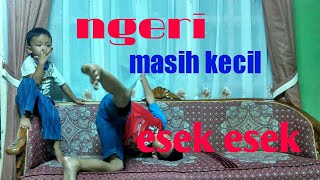 No. Porno anak  kecil main begituan