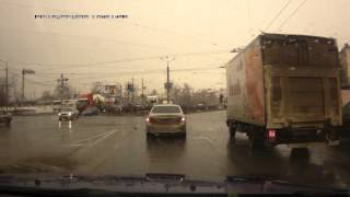 Нижний Новгород, метро Бурнаковская, ДТП ПАЗ vs Hyundai Solaris