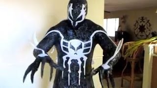 SYMBIOTE SPIDER-MAN 2099 COSTUME!