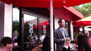 President Obama stops in for a burger
