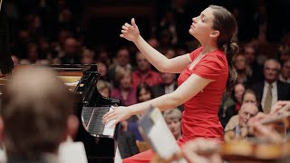 Olga Scheps live: Chopin Piano Concerto No. 1 (Excerpts)