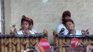gender wayang. metatah merajan pasek bendesa