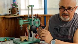 Самодельный сверлильный станочек "Кроха". Homemade drilling machine.