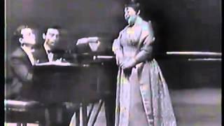 Victoria de Los Angeles - Fui a la aldea de los álamos, la madre - Rodorigo 1965