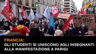 Francia: gli studenti si uniscono agli insegnanti alla manifestazione a Parigi