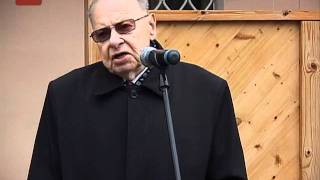 Установлена мемориальная доска Владимира Поветкина