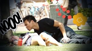 LAHWF. Русская озвучка. Trying To Kiss Girls! / Пранк: Лезем Целоваться к Девушкам!