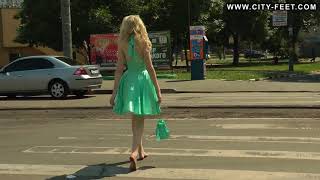 Tutorial: How to relax your feet in the park