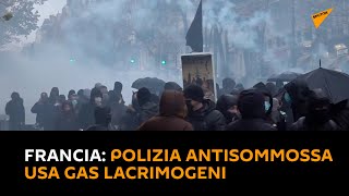 #Francia: polizia antisommossa usa gas lacrimogeni contro manifestanti