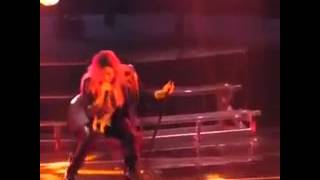 Vine-Demi Lovato