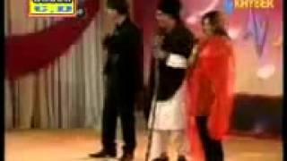 Alam Zaib Mujahid, Rahman Shino and Salma Naz making jokes    YouTube