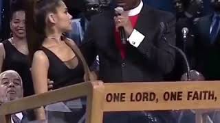 Pastor grabs Ariana Grande Breast.