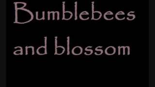Omnia - Alive with lyrics