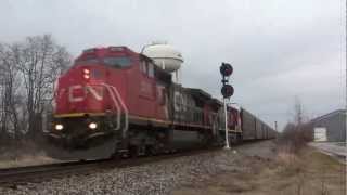 CN C40-8W with an RS3L