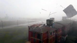 Crazy gusts of wind! A furious hurricane hit Colombia! The city of Cali is mutilated!