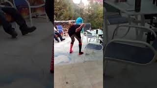 Blue haired twerker