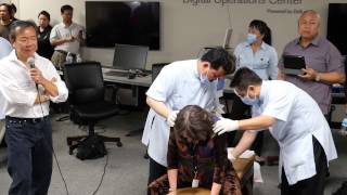 Luong Y Vo Hoang Yen Tri Benh Cho NHan Vien American Red Cross Silicon Valley 14.5.2015