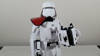 Hot Toys MMS322 First Order Snowtrooper Officer