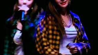 EXID-HANI STILL PERFORMING UP AND DOWN EVEN SHE HAVE A STOMACHACHE