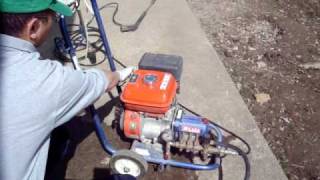 丸山製作所　エンジン洗浄機　泥落とし　High-pressure washing machine
