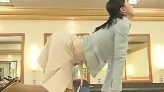 KOREAN FART WOMAN 03
