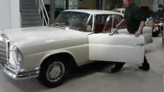 Classic Mercedes 250SE, great quiet noise