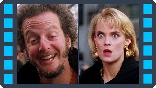 Блондинка вырубает бандитов — Один дома 2: Затерянный в Нью-Йорке (1992) сцена 6/10 HD