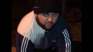 Боря бомж.