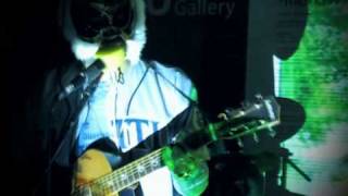 Zeke Khaseli Live @ Toko Keperluan.m2p