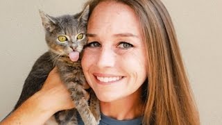 This cat was dumped on the street. Then she met a good human.