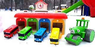 Автобусы Тайо и машинки. Развивающее видео для детей #промашинки Tayo toys Молния Маквин, Метр Каток