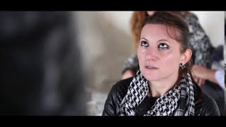 Ölmemek İçin Sevişmeyi Kabul Ediyor