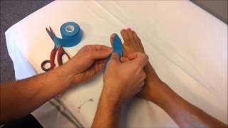 Tejpování vbočeného palce - hallux valgus - kinesiotaping