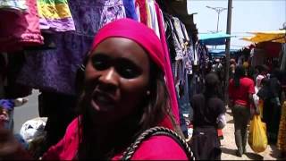 Senegal nở rộ kinh doanh quần áo cũ