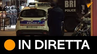 #Parigi: due persone in ostaggio in un negozio