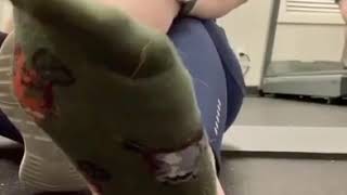 Public feet at the gym
