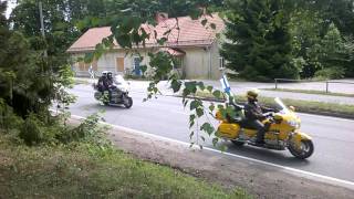 Honda Gold Wing motorbikes parade thru Karjalohja 29.7.2017
