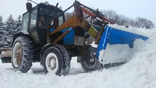 МТЗ 82.1 На Мемориале. Чистка Снега