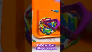 Emma and Kate make Fun Kinetic Sand Art!!