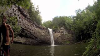 Cliff jumping/hiking "Foster Falls" and "Greeter Falls" in Tennessee