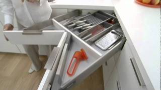 blum SPACE CORNER