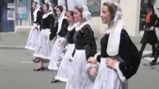 National Anthem of Brittany - Bro Gozh ma Zadoù - Bretagne
