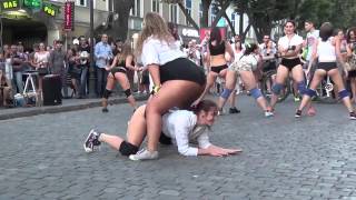 Twerk Flashmob in Odessa on Deribasovska street