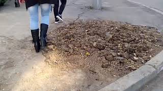 Грушевського. Біля універмагу. 13.10.2017. Дрогобицькі дороги