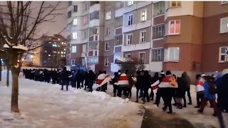Беларусь: Протесты замерзают, чемпионат ускользает, а Лукашенко правит