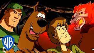 Scooby-Doo! en Français | Dans la tanière de l’ours fantôme ! Avec John Cena