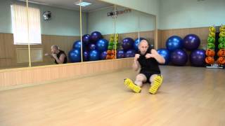 www.efs-live.com Перемещения с ударами сидя на полу, Travels with punches while sitting on the floor