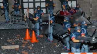 7 G.I. JOE DIORAMA STORY COBRA ATTACKS EPISODE VII THE RIOT
