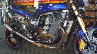 Suzuki 1100 streetfighter Moto Grau